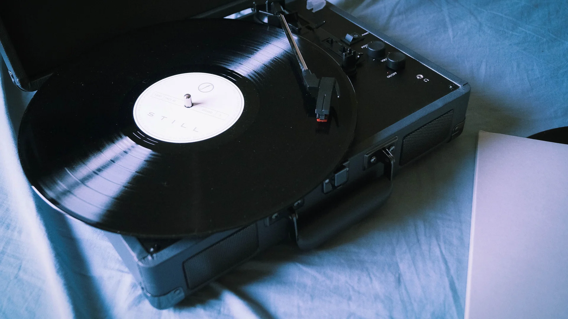 Vinilo, el soporte en el que nació el género
