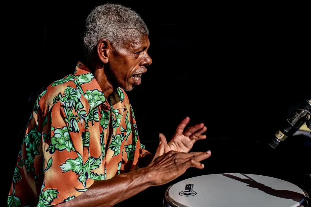 Tumbadoras, el centro de la percusión afrocubana