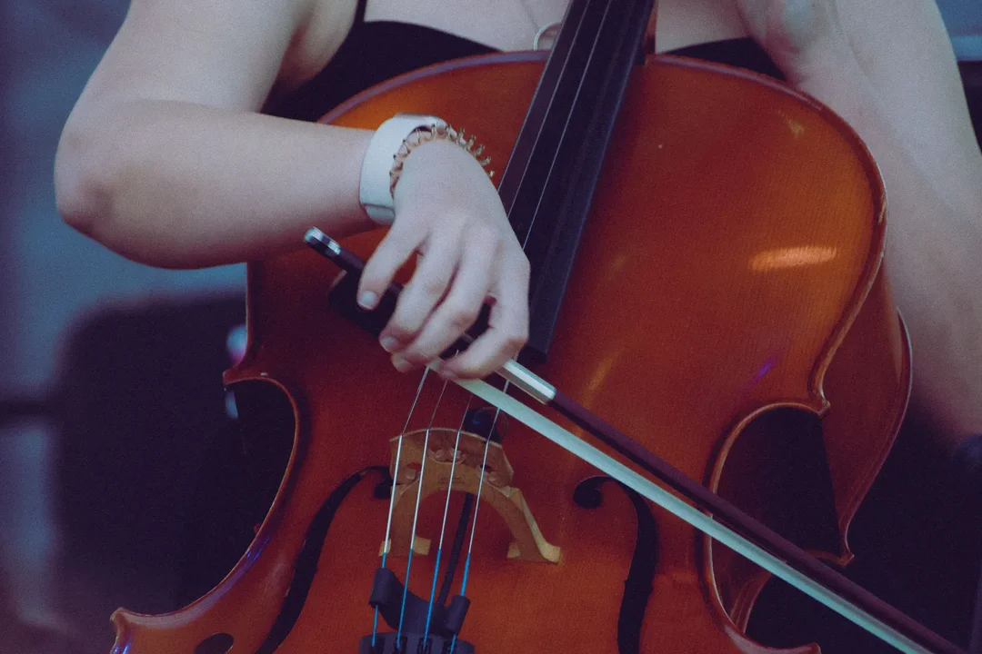 El violonchelo, instrumento grande para manos pequeñas