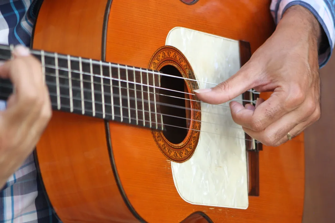 Guitarrista flamenco tocando