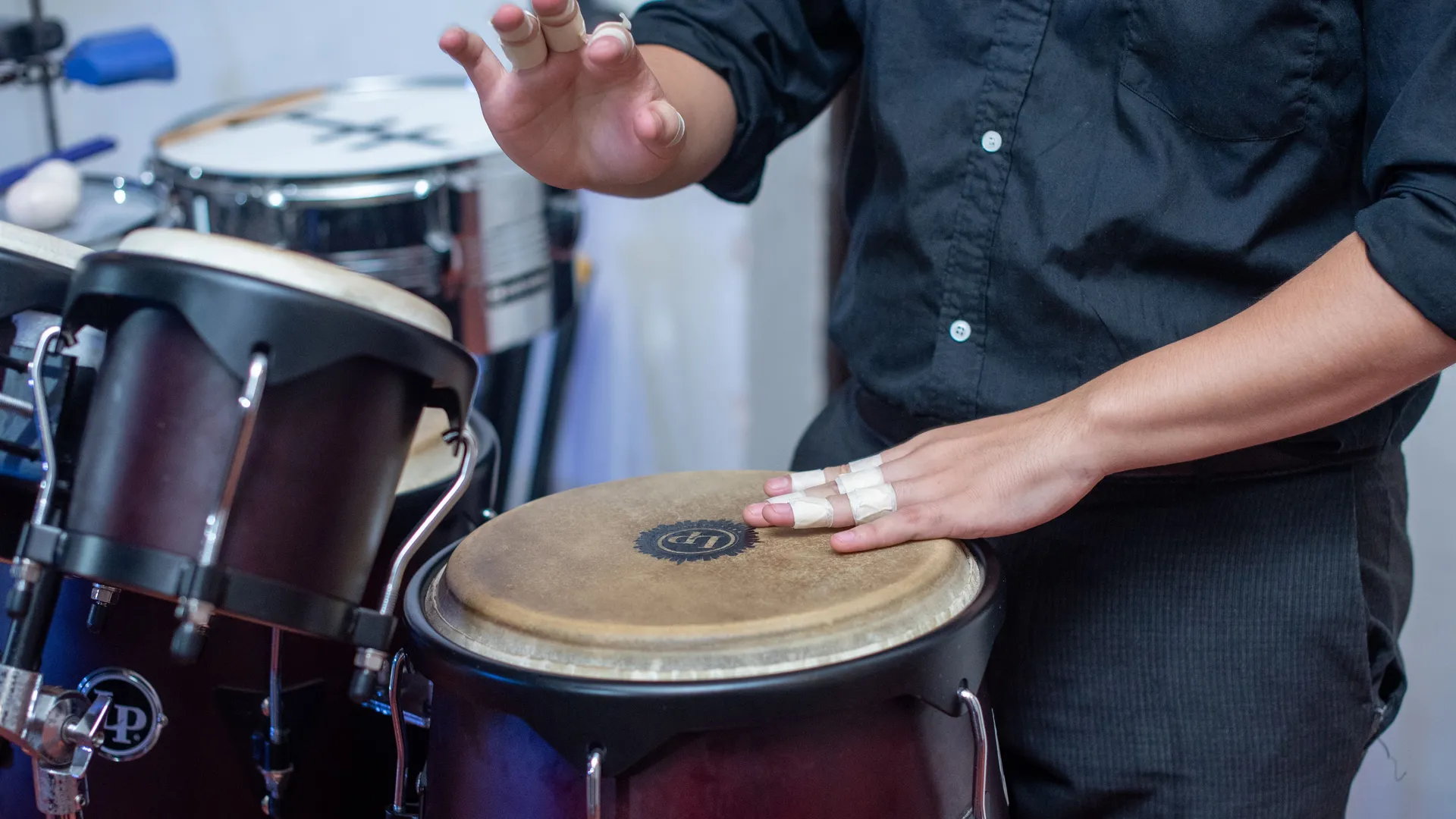 Las manos, herramienta y límite del percusionista
